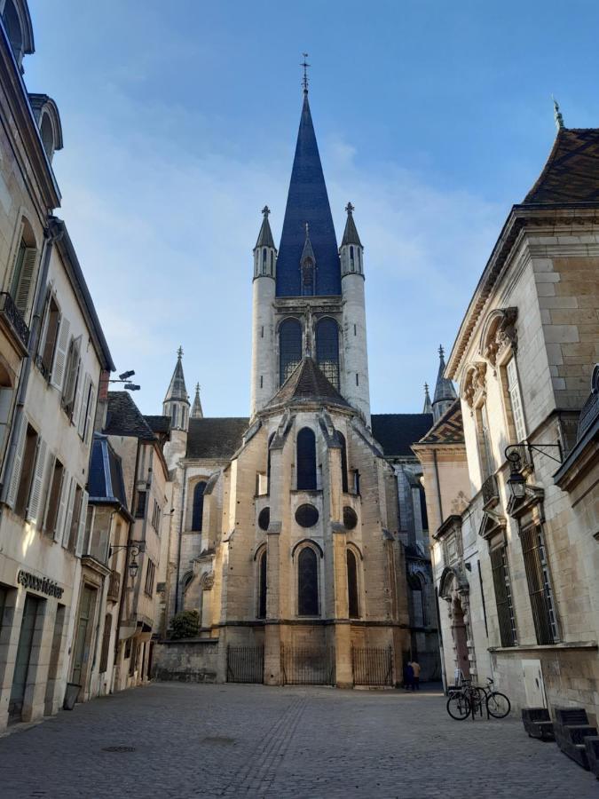 Le Jeannin, Magnifique Duplex 6 Prs - Centre Historique De Dijon Leilighet Eksteriør bilde