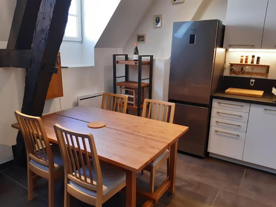 Le Jeannin, Magnifique Duplex 6 Prs - Centre Historique De Dijon Leilighet Eksteriør bilde