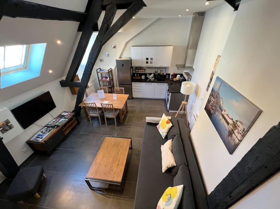 Le Jeannin, Magnifique Duplex 6 Prs - Centre Historique De Dijon Leilighet Eksteriør bilde