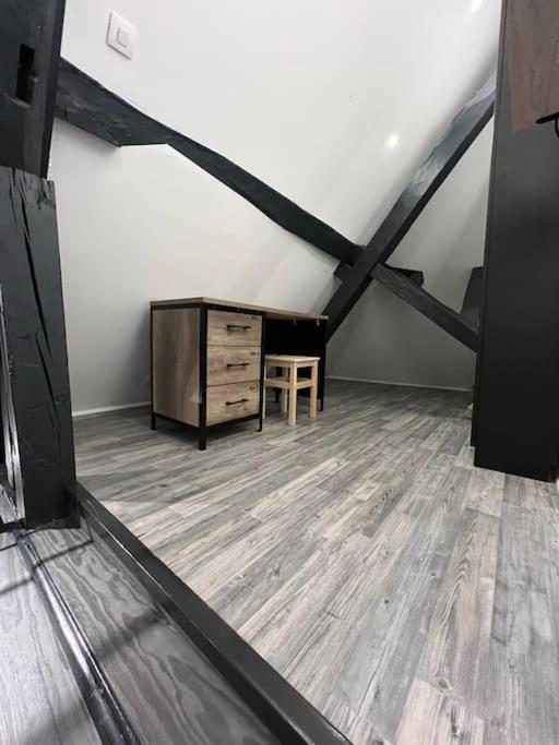 Le Jeannin, Magnifique Duplex 6 Prs - Centre Historique De Dijon Leilighet Eksteriør bilde